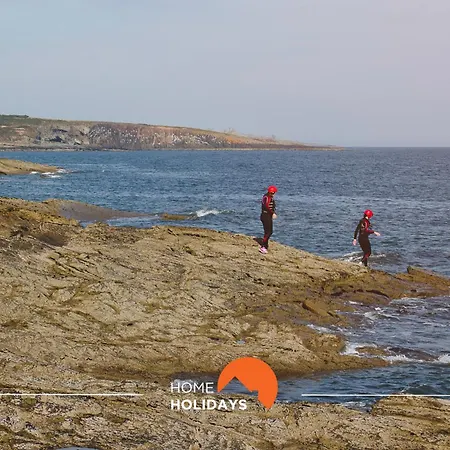 #275 Only Families - A Flor By Holidays דירה